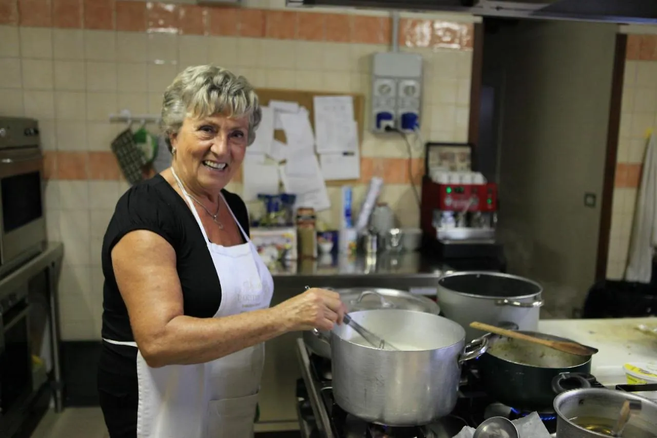 Venkovský dům Il Borghetto Tuscan Holidays San Gimignano Itálie